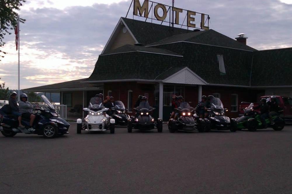 Motel Royal Cabano Eksteriør billede